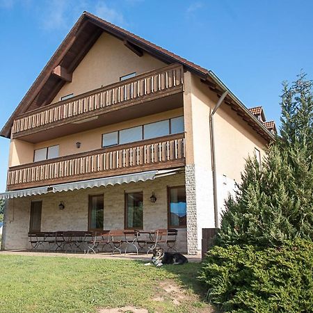 Gaestehaus Lorz Hoechstadt an der Aisch Ngoại thất bức ảnh
