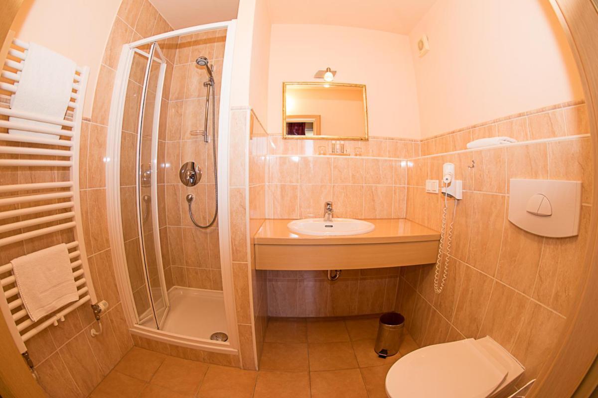 Gaestehaus Lorz Hoechstadt an der Aisch Ngoại thất bức ảnh